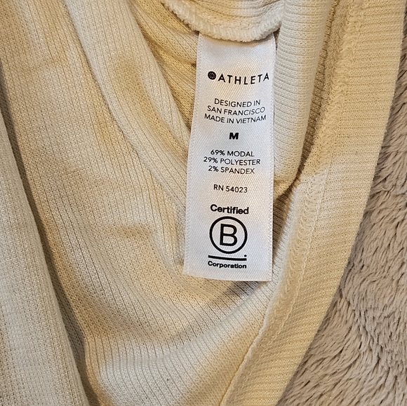 Athleta Cloudlight Soft Long-sleeved Top, Sz. M - Picture 5 of 9